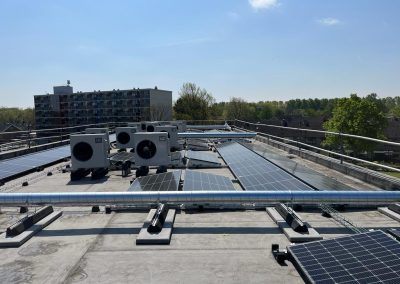 foto's van een ventilatiesysteem dat we bij een klant gingen aansluiten